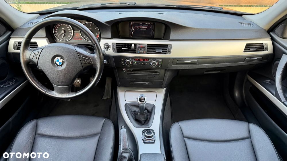 BMW Seria 3 - 12