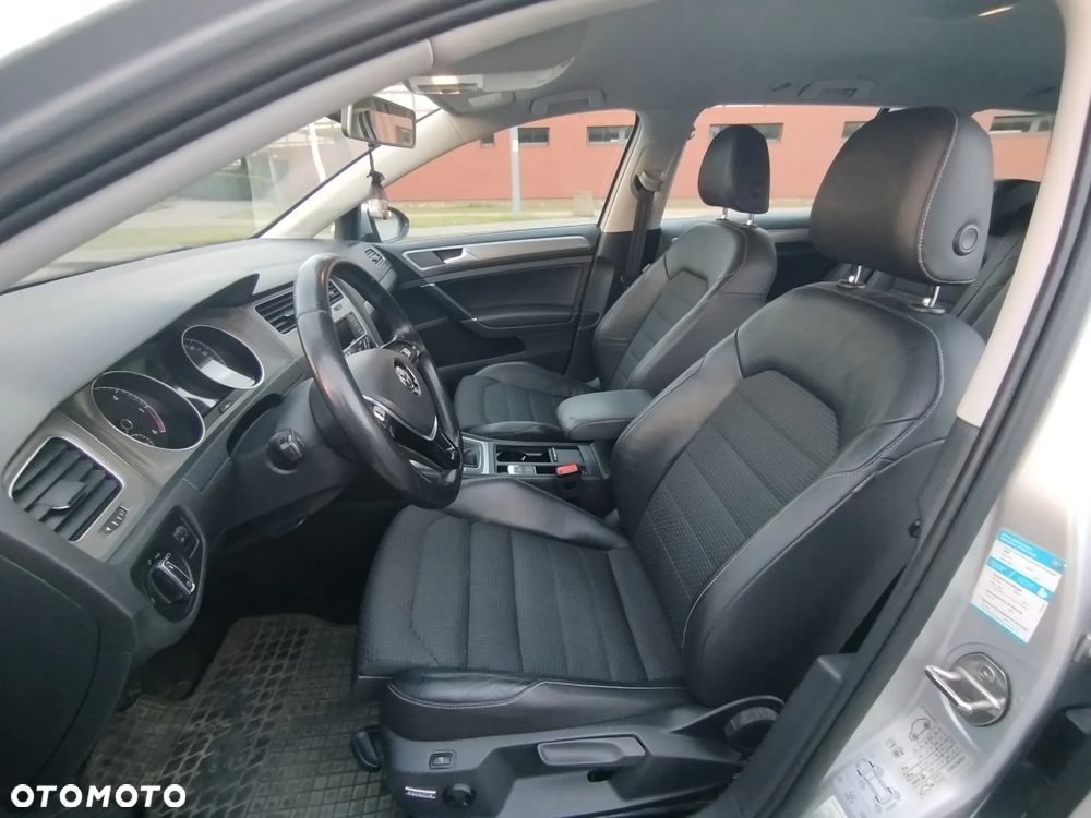 Volkswagen Golf - 7