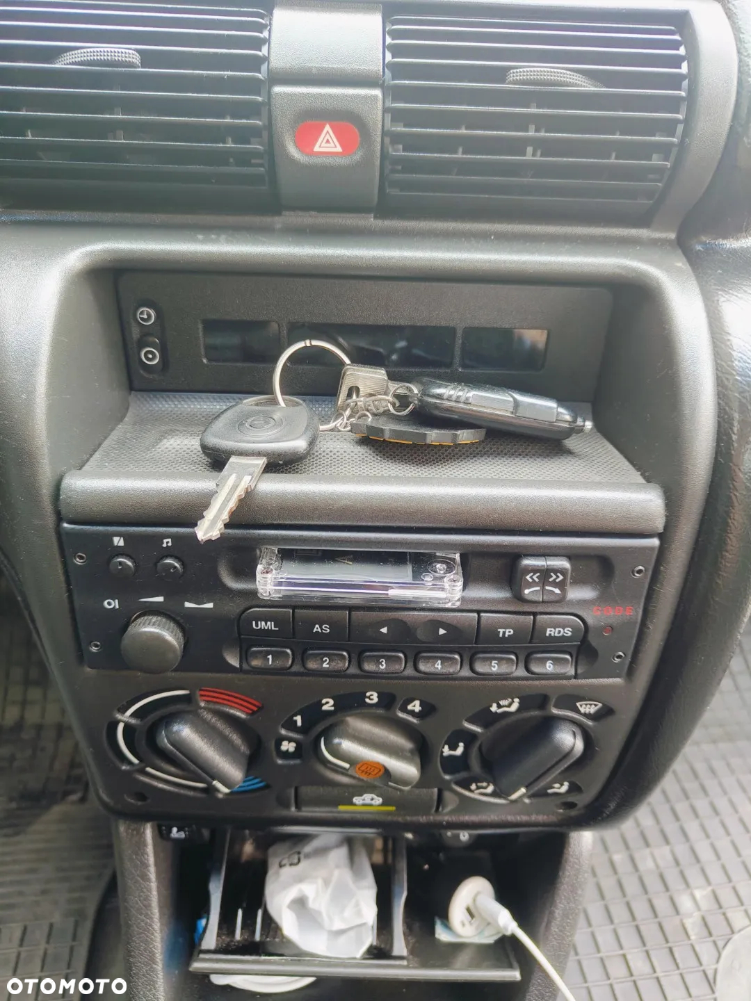 Opel Astra 1.4 16v GL (abs) - 12
