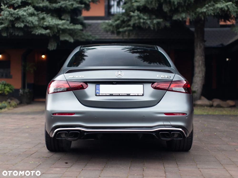 Mercedes-Benz Klasa E AMG 63 S 4-Matic+ - 4