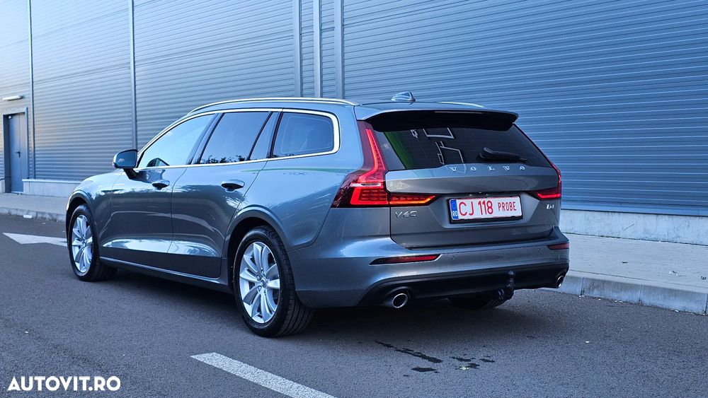 Volvo V60 D4 DRIVe Momentum - 33