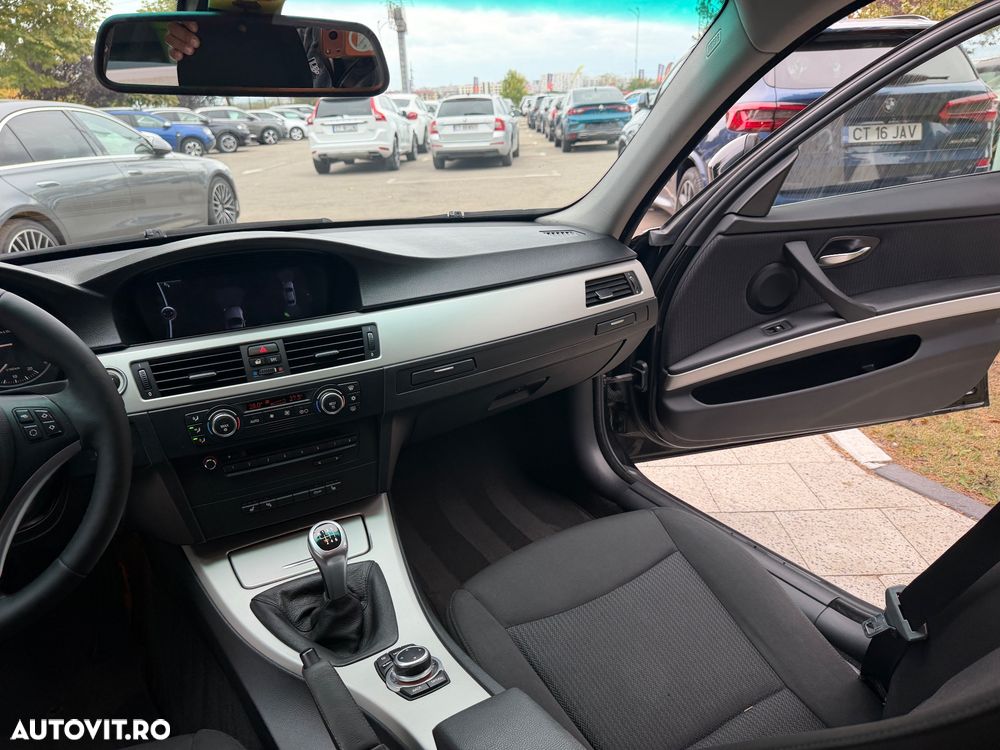 BMW Seria 3 - 21