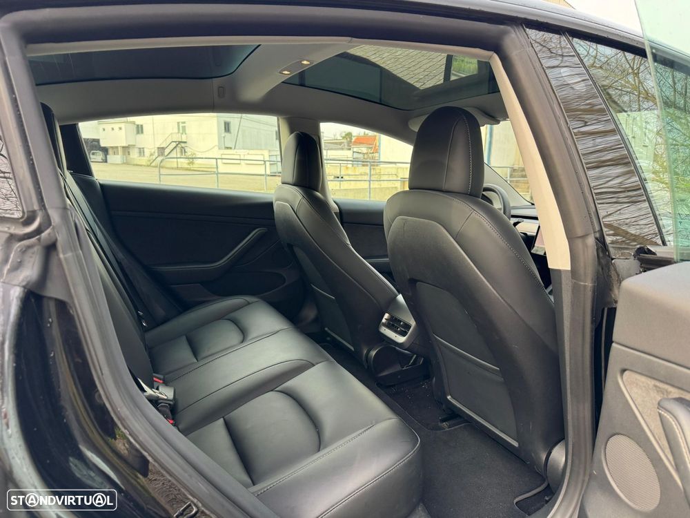 Tesla Model 3 Standard Range Plus RWD - 28