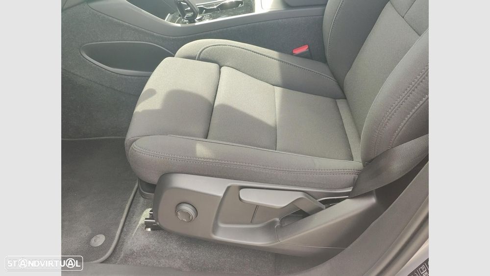 Volvo EX40 82 kWh Single Motor Extended Range Plus - 13