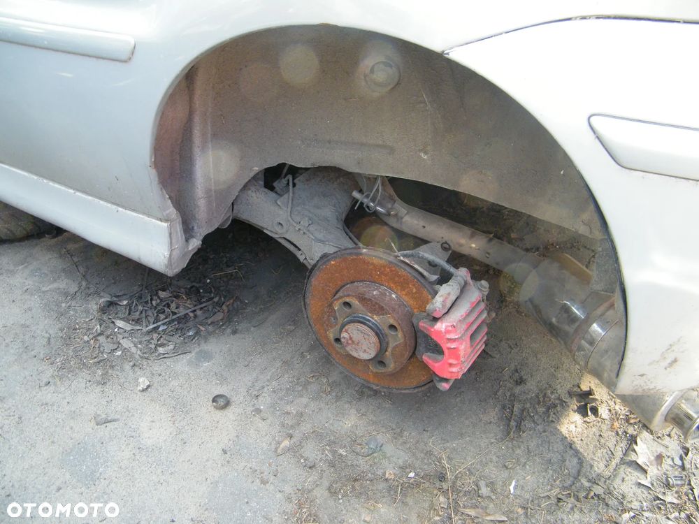 Volkswagen Polo 6N2 III Lift GTI (99-01r.) 1.6 B 125KM. Silnik ARC Skrzynia ETG lakier LB7Z. Cały na części. GWARANCJA !!! - 9