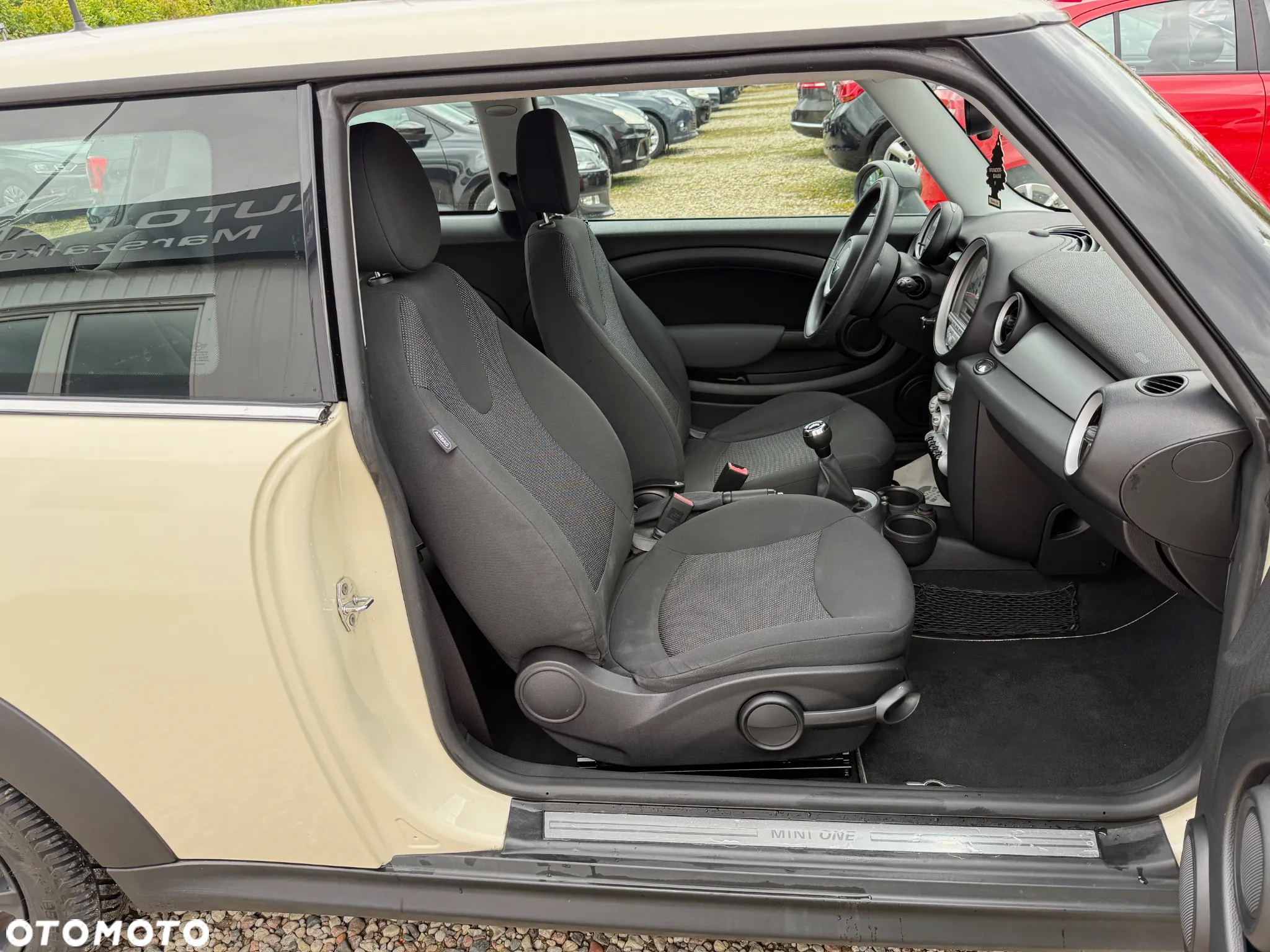 MINI ONE Standard - 20