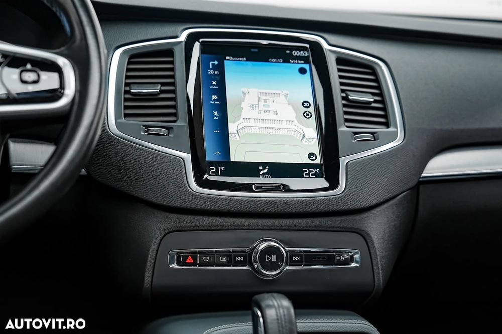 Volvo XC 90 B5 D AWD Geartronic Momentum Pro - 21