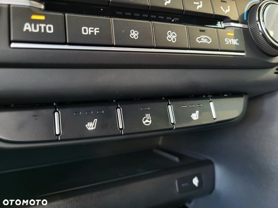 Kia XCeed - 17