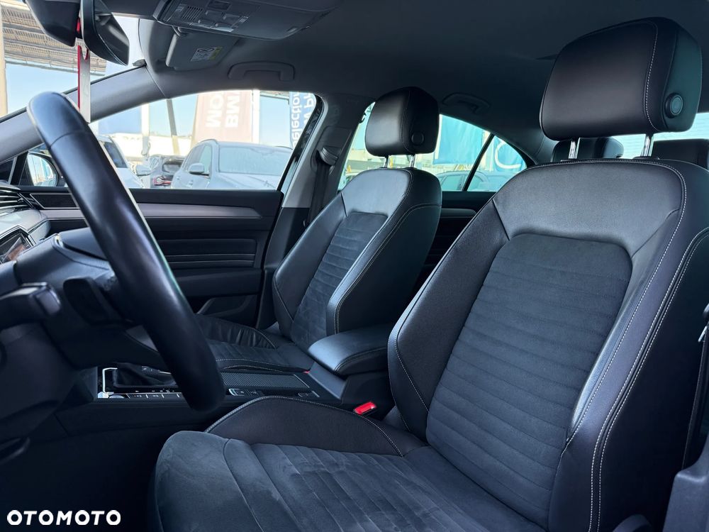 Volkswagen Passat 2.0 TSI Elegance DSG - 24