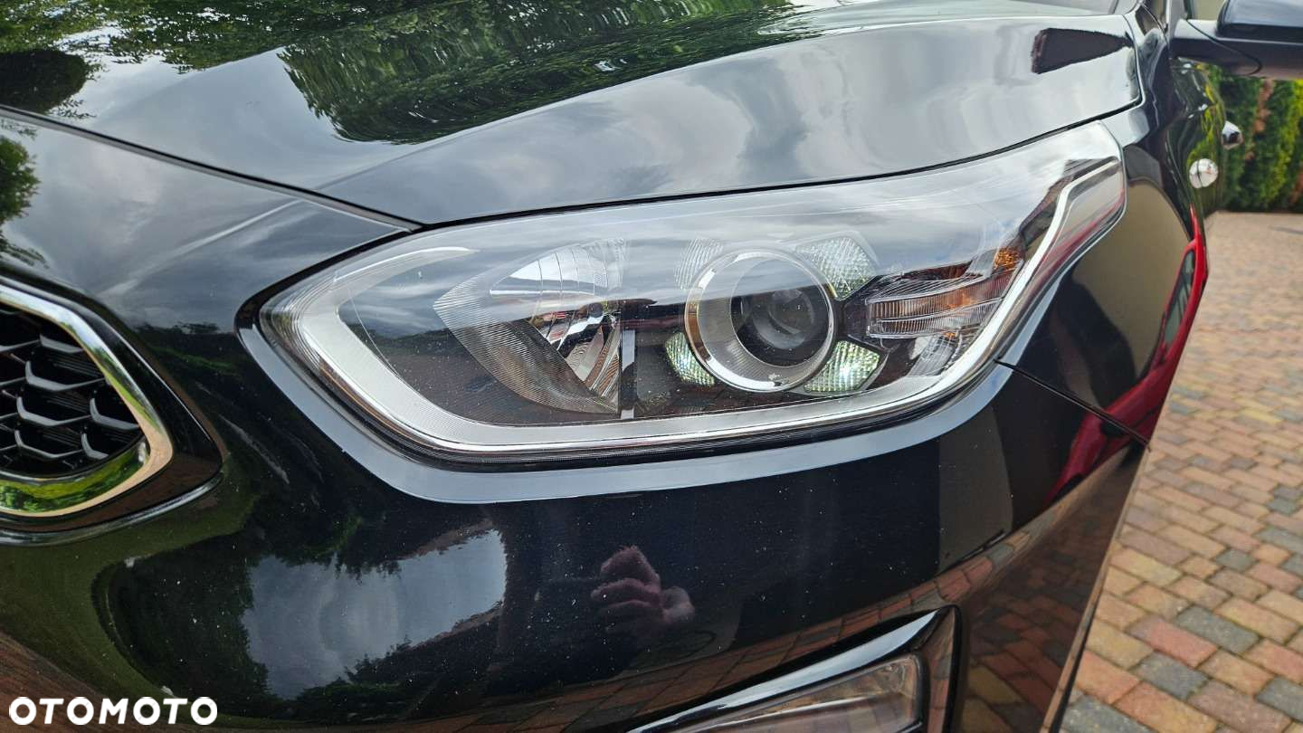 Kia Ceed - 13