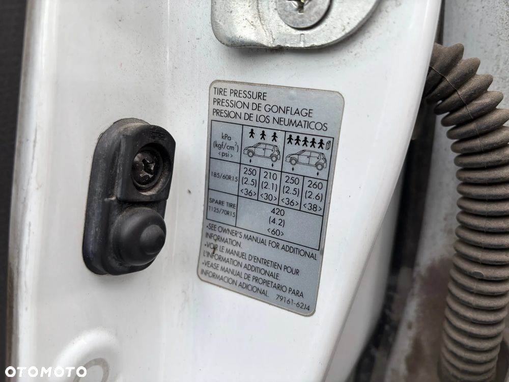 Suzuki Swift - 3