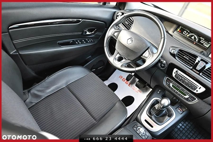 Renault Scenic ENERGY TCe 130 S&S Xmod Bose Edition - 17