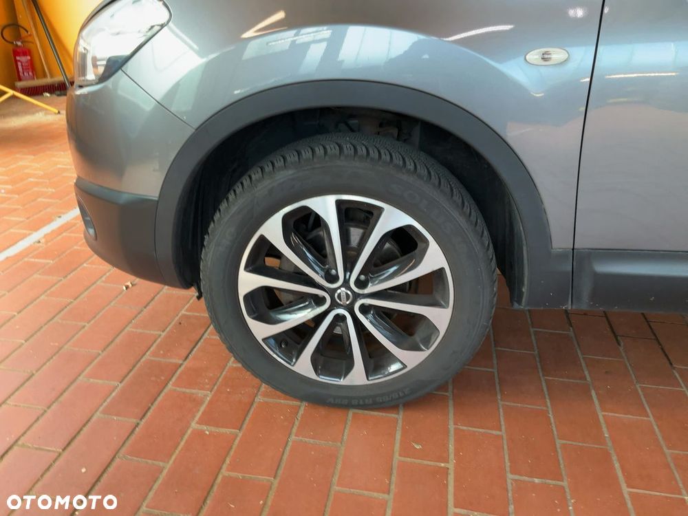 Nissan Qashqai 2.0 CVT 360 - 6