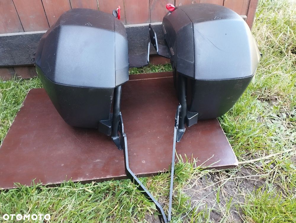 HONDA X-ADV Stelaż kufrów Bocznych 3P SHAD + kufry - 4