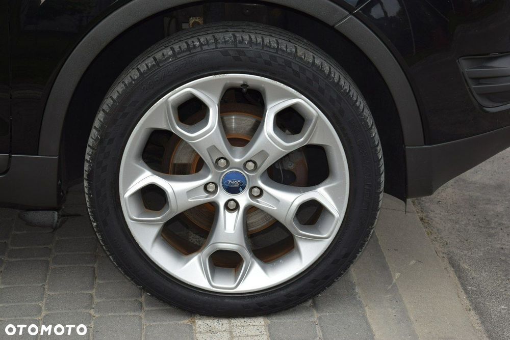 Ford Kuga 2.0 TDCi 2x4 Titanium - 9