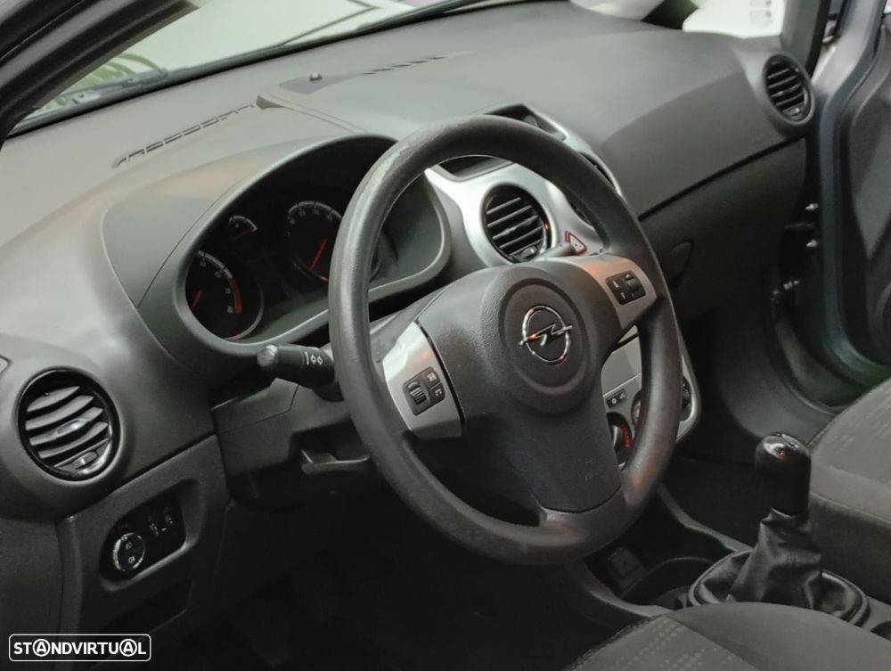 Opel Corsa 1.2 Cosmo - 6