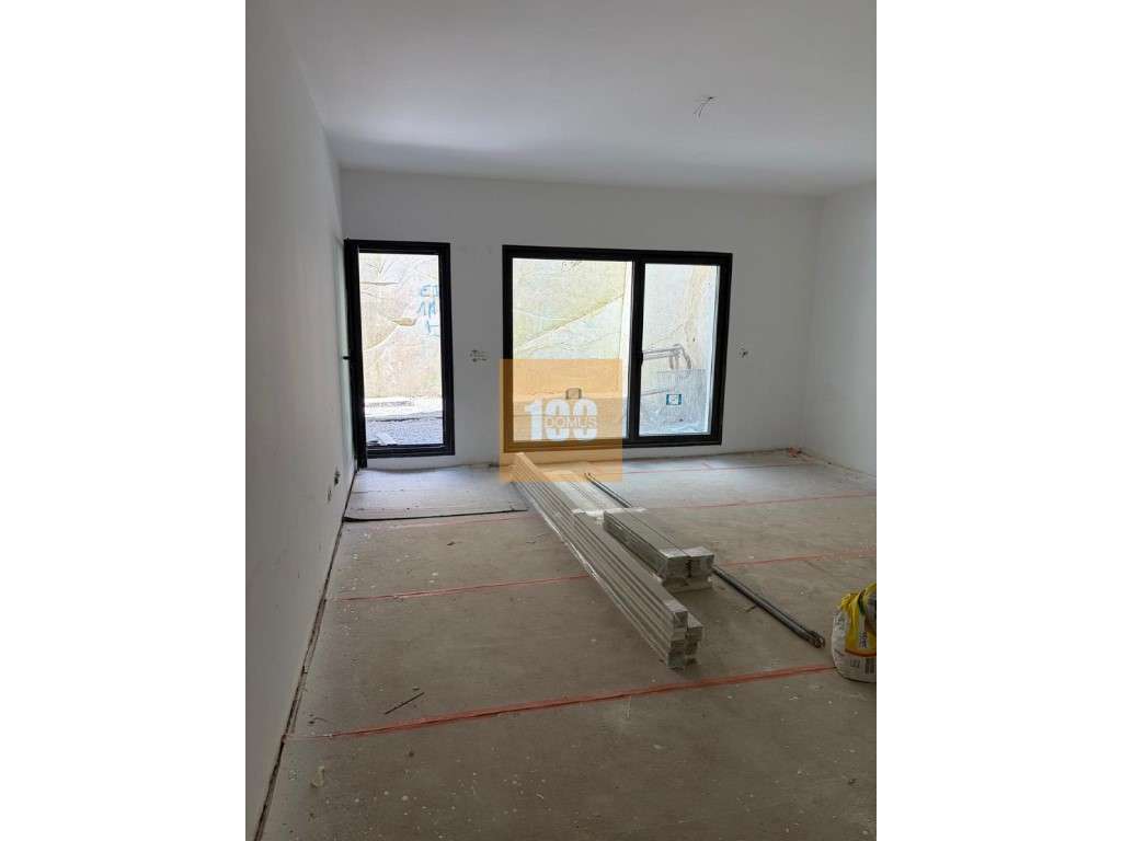T0 novo com jardim - Fontinha Lux - Grande imagem: 2/15