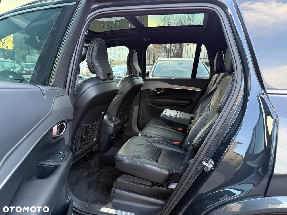 Volvo XC 90 D5 AWD R-Design - 33