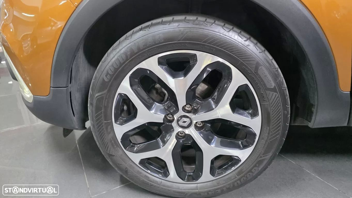 Renault Captur 0.9 TCE Exclusive XMOD - 25