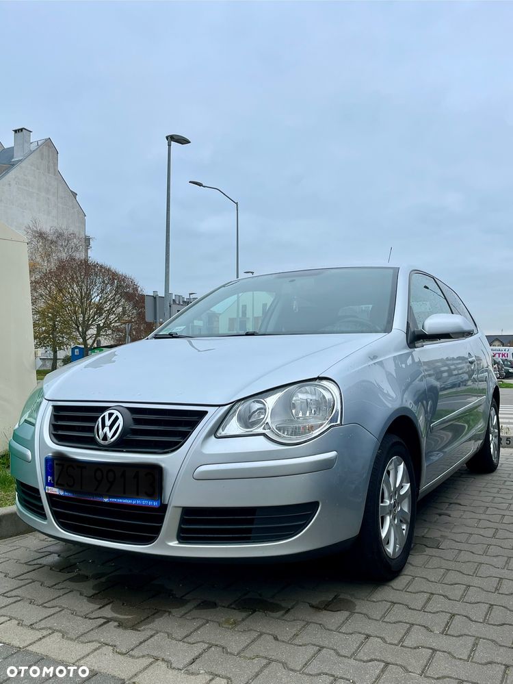 Volkswagen Polo - 1