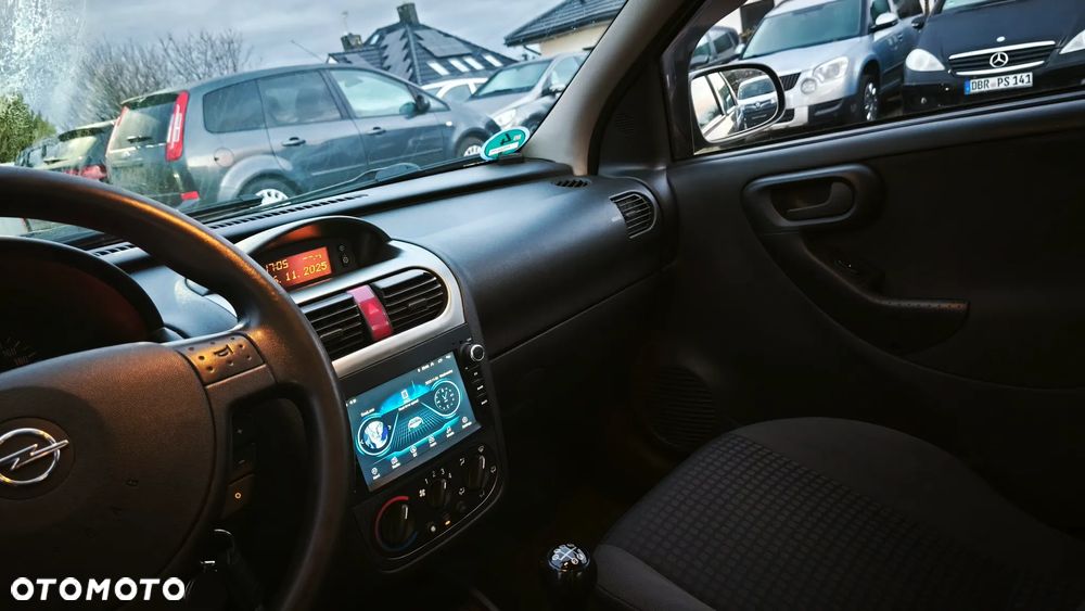 Opel Corsa 1.2 16V - 16