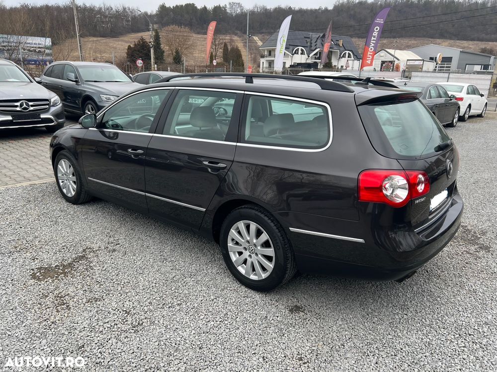 Volkswagen Passat Variant 2.0 TDI BlueMotion Technology DPF Comfortline - 4