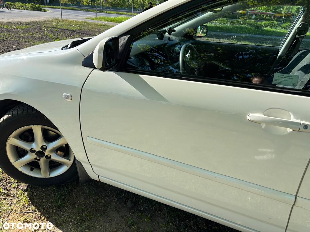 Toyota Corolla 1.4 D-4D Sol - 24