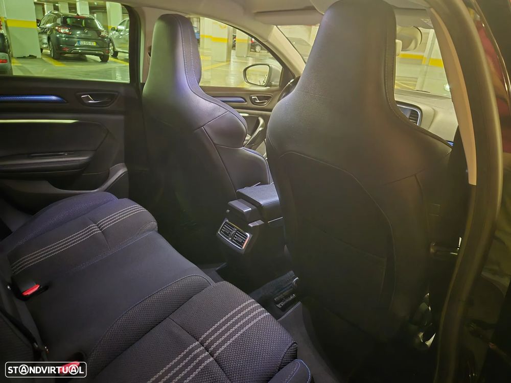Renault Mégane Sport Tourer 1.5 dCi GT Line - 34