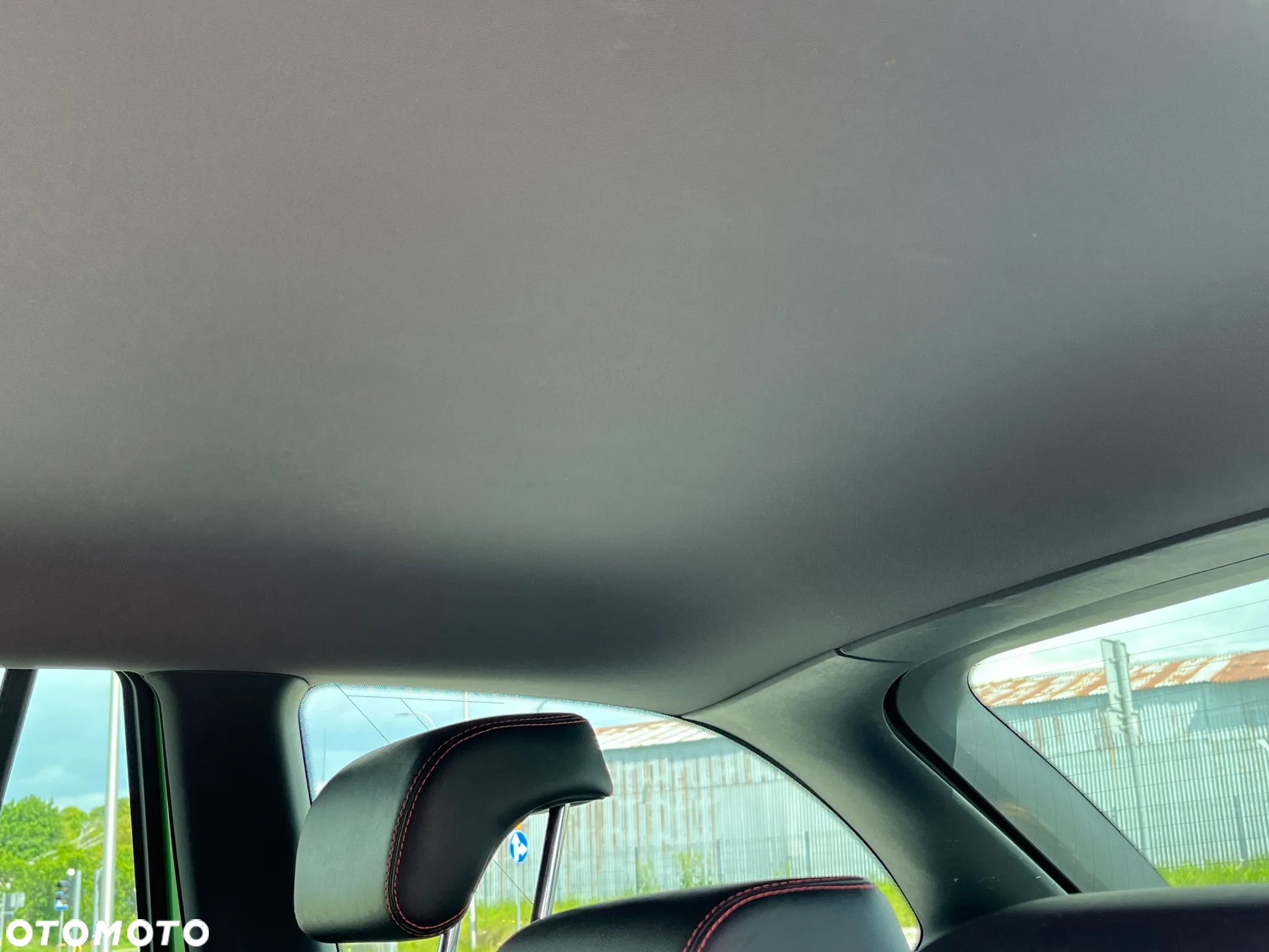 Skoda Octavia Combi 2.0 TDI CR DPF RS - 26