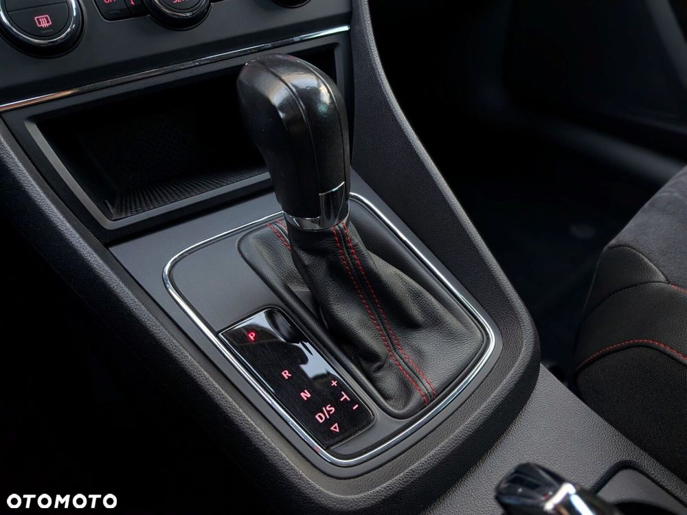 Seat Leon 2.0 TDI FR S&S DSG - 26