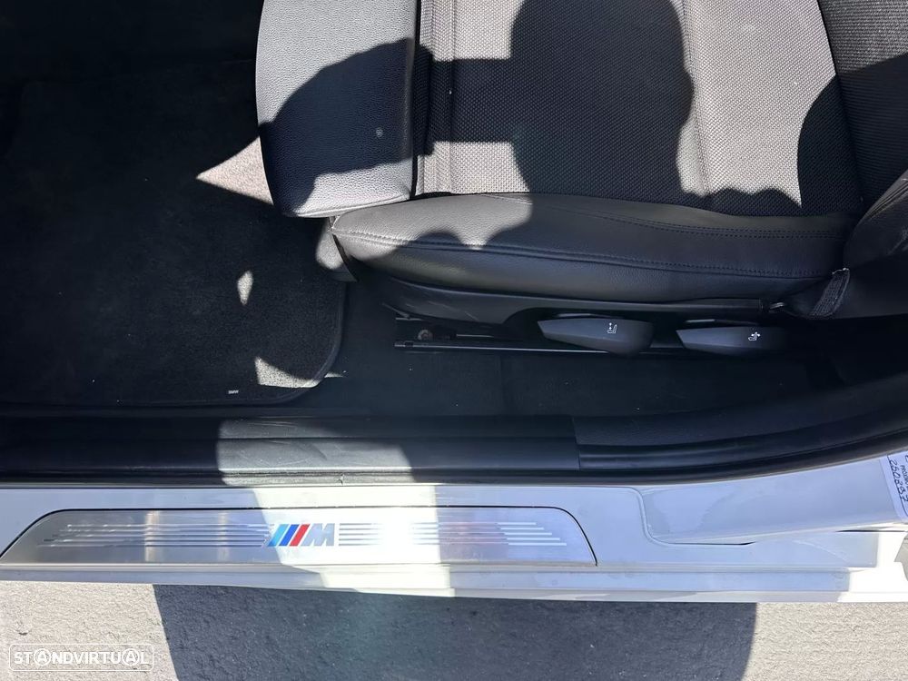 BMW 118 d Pack M - 27