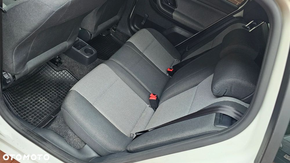 Skoda Fabia 1.6 TDI DPF - 25