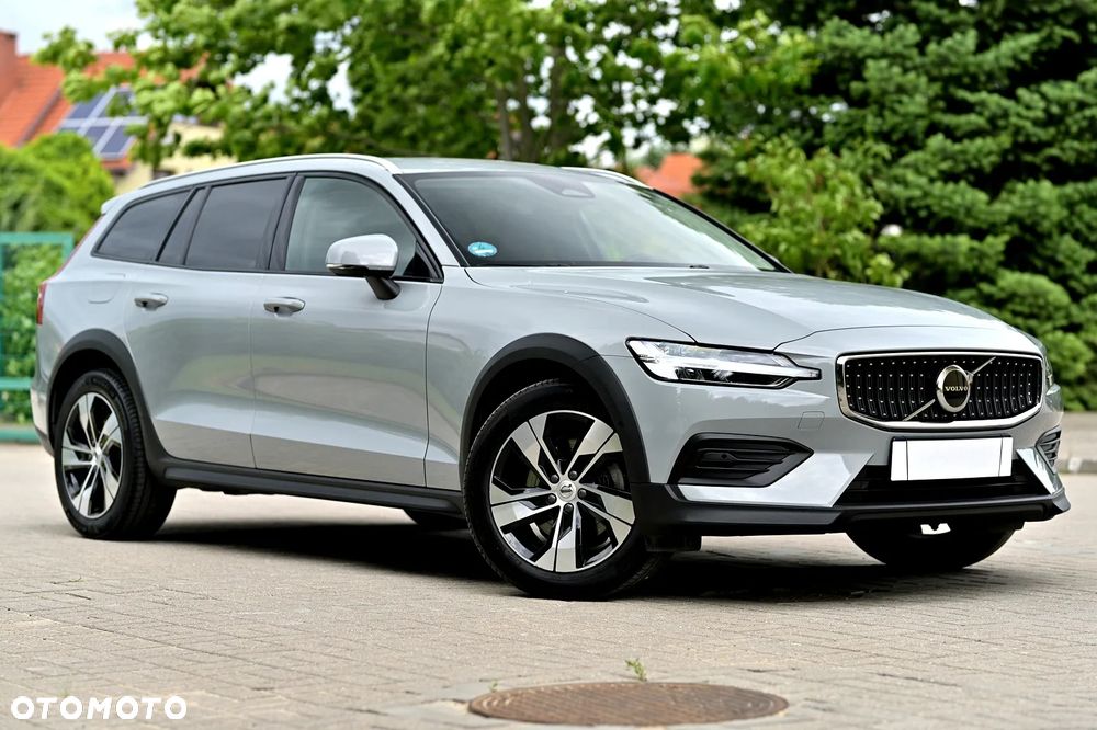 Volvo V60 Cross Country B4 D AWD Plus - 5