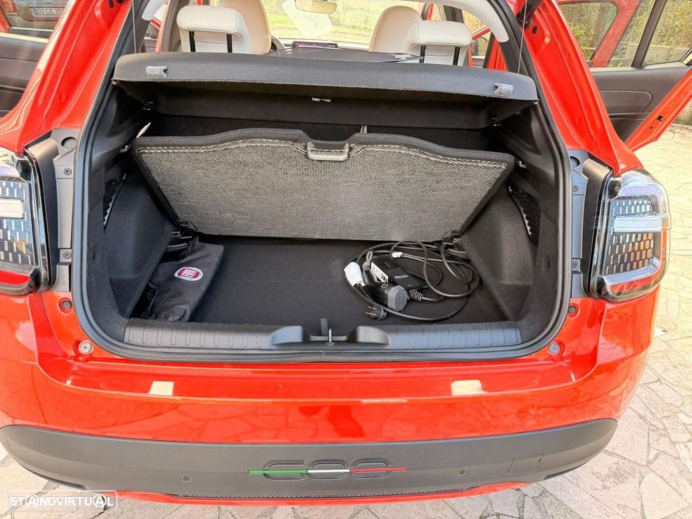 Fiat 600e 54 kWh La Prima - 39