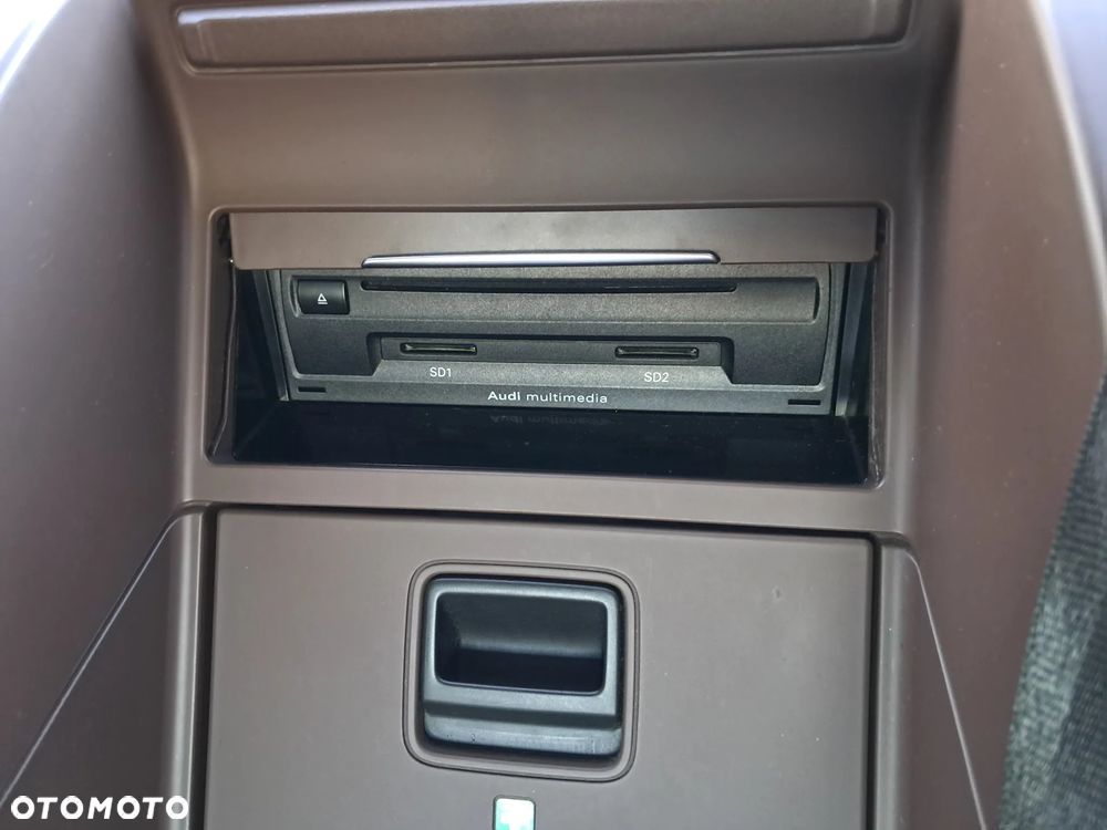 Audi A8 4.2 TDI DPF quattro tiptronic - 24