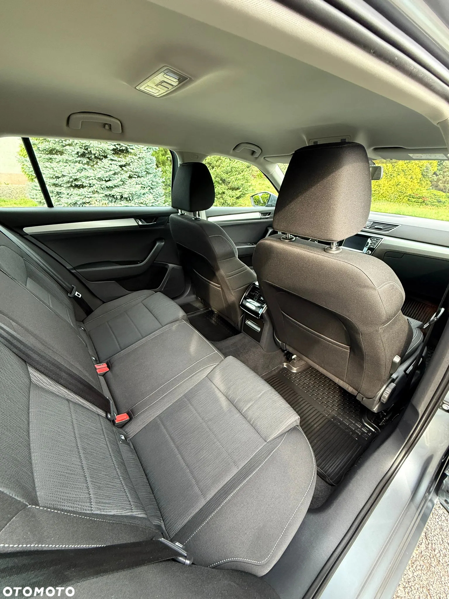 Skoda Superb 2.0 TSI Ambition DSG - 4