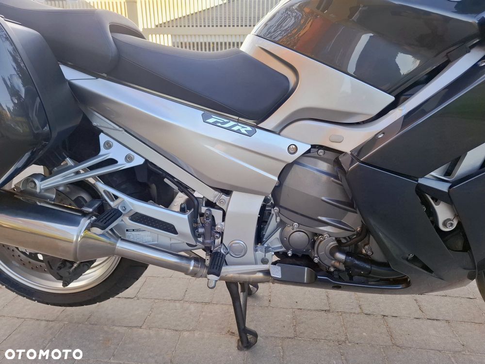 Yamaha FJR - 12