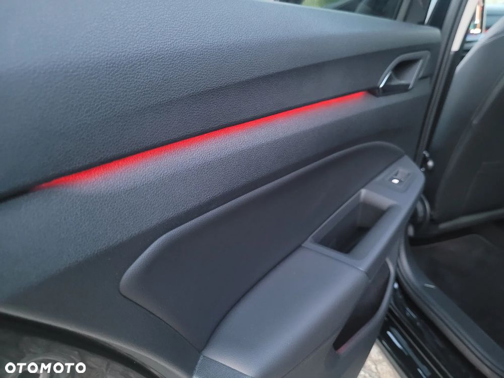 Volkswagen Golf 1.5 eTSI OPF DSG Energy - 17