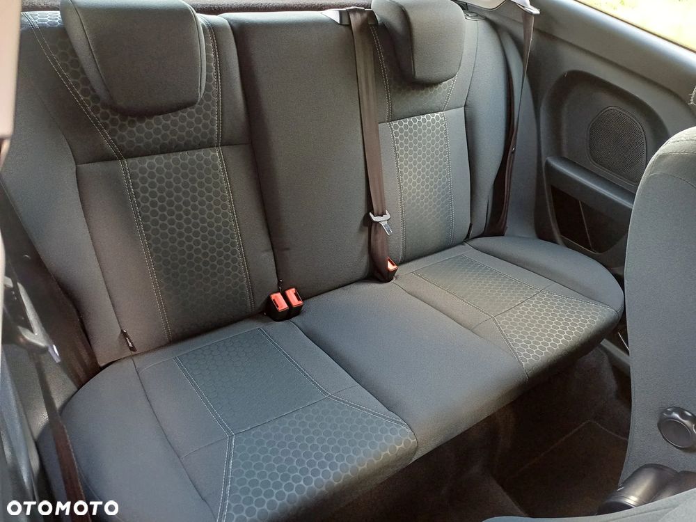 Ford Fiesta 1.4 Titanium - 14