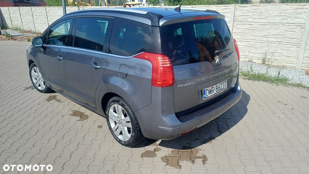 Peugeot 5008 - 6