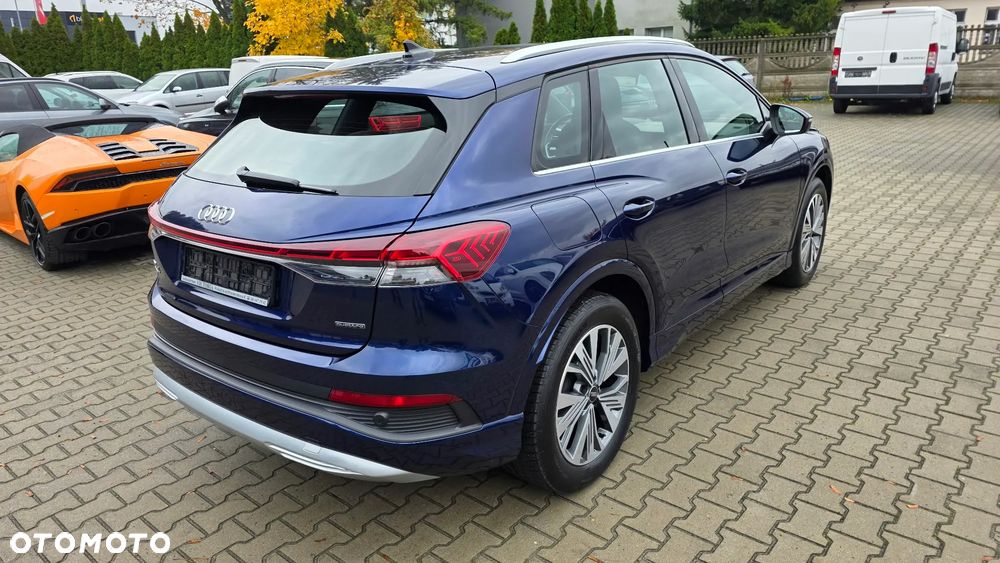Audi Q4 e-tron - 7