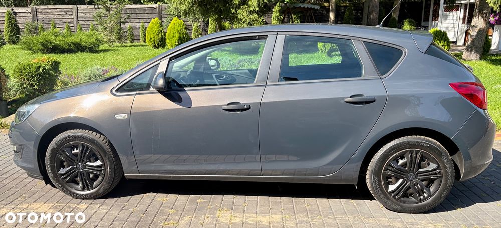 Opel Astra - 8