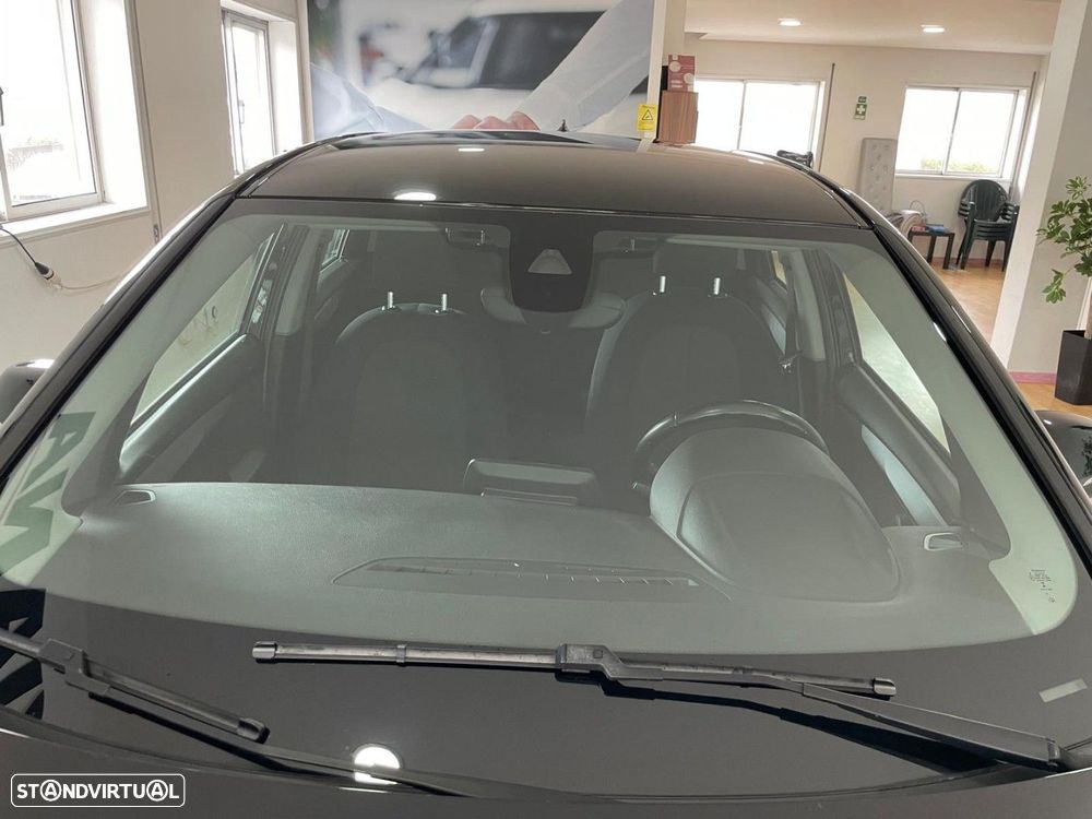 BMW 216 Active Tourer d Line Luxury - 12