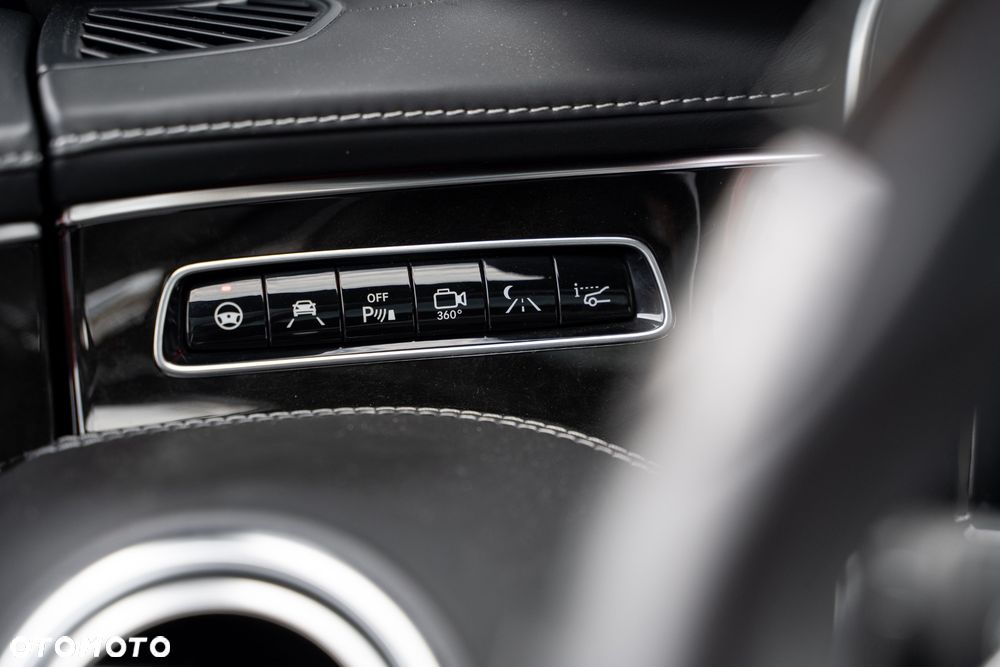 Mercedes-Benz Klasa S 500 4-Matic 7G-TRONIC - 26