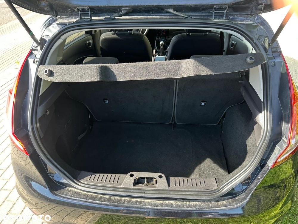 Ford Fiesta 1.6 TDCi Individual - 8