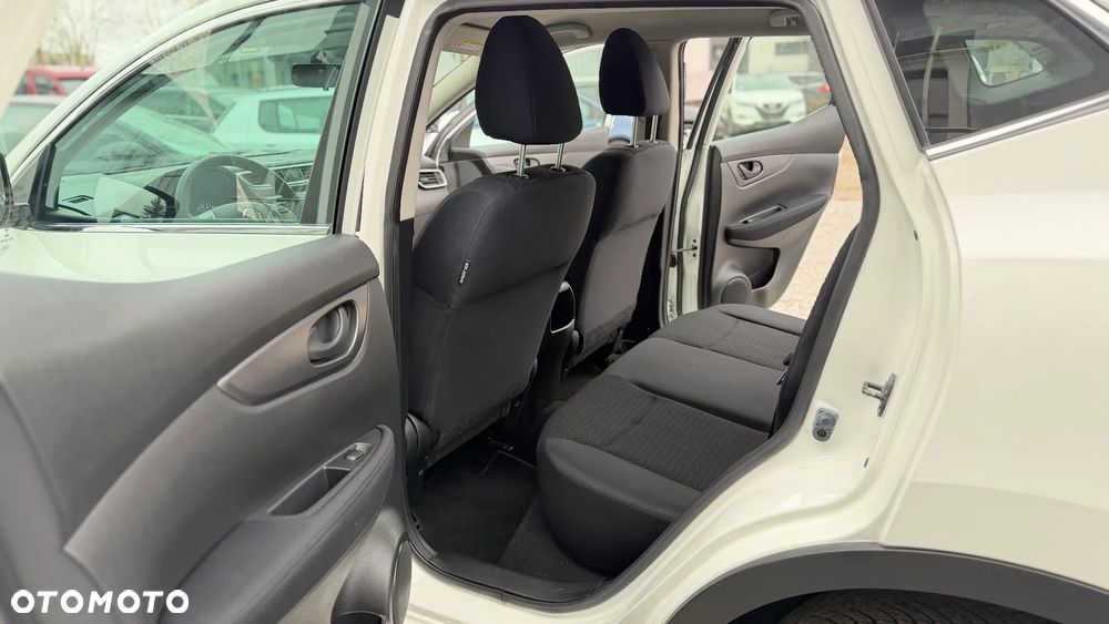 Nissan Qashqai 1.2 DIG-T Visia - 35