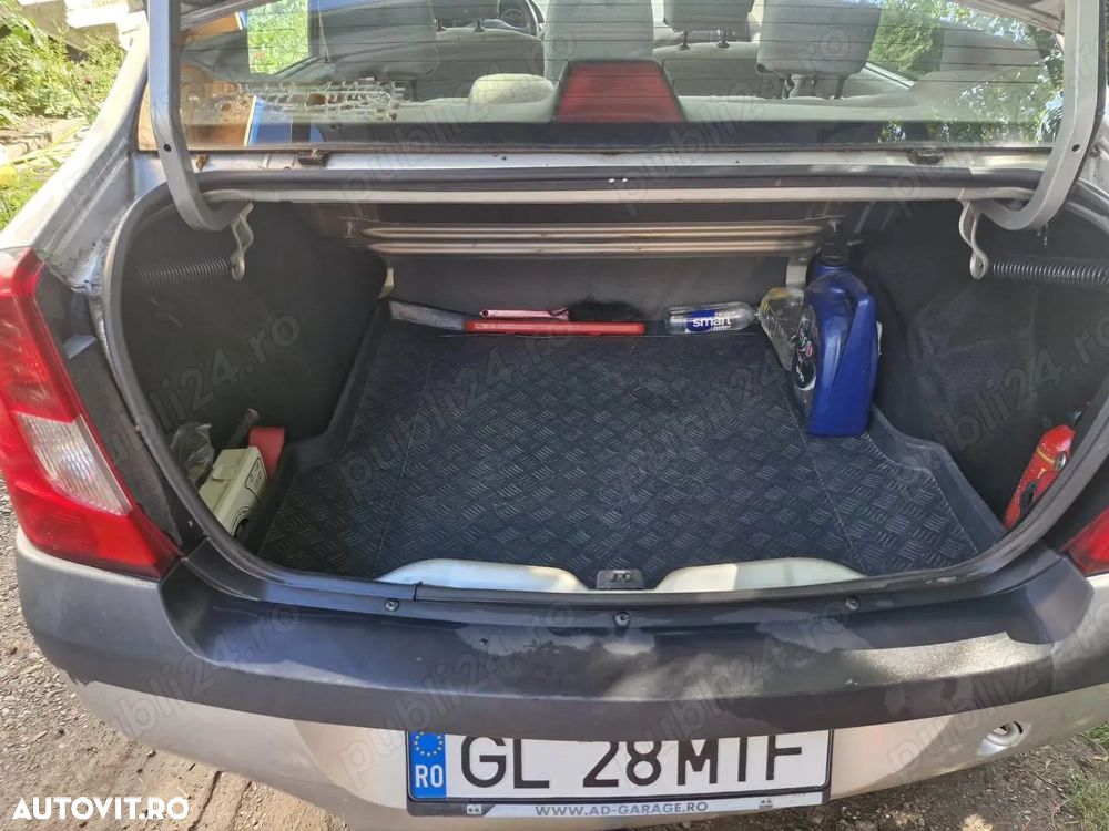 Dacia Logan - 1