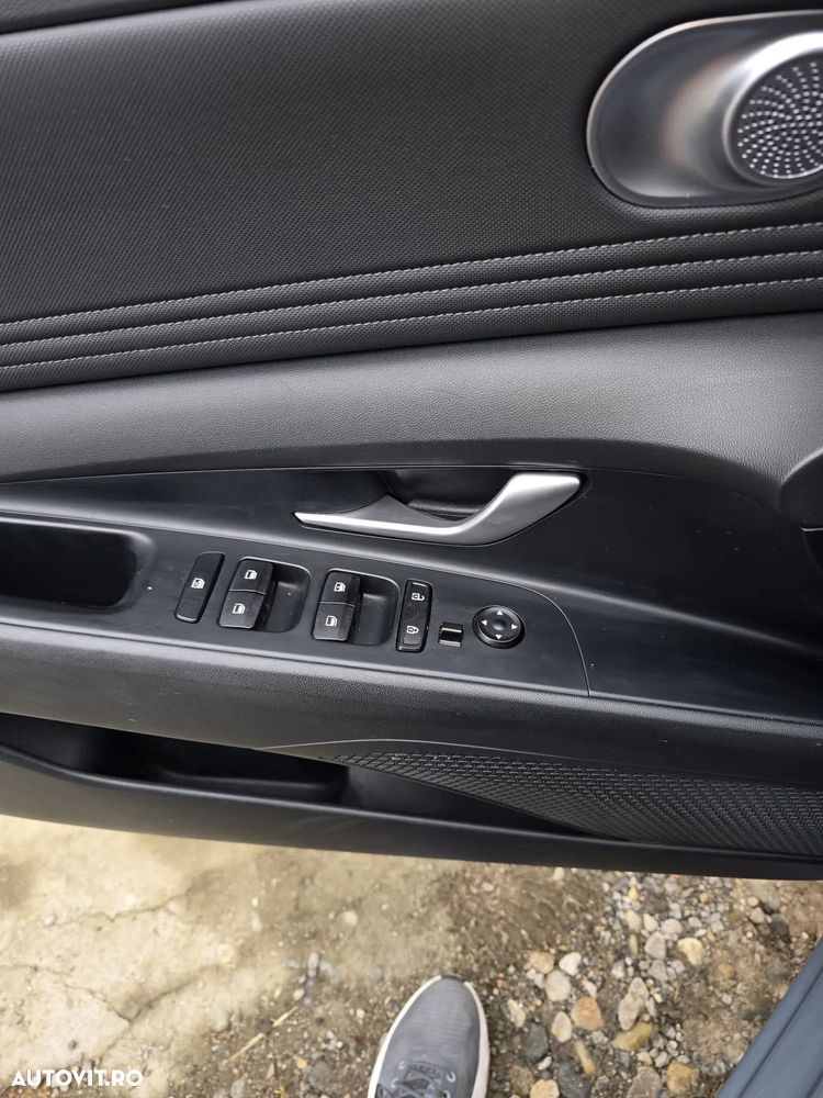 Hyundai Elantra 1.6 l 123 CP CVT Comfort - 10