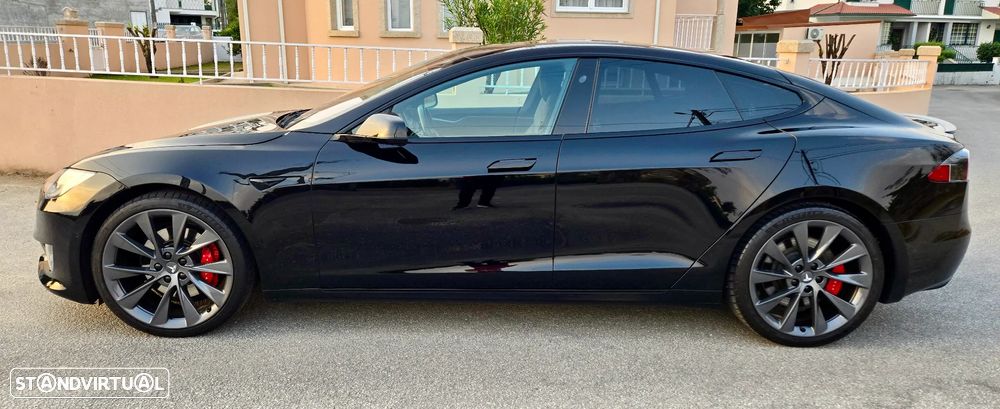 Tesla Model S Performance Ludicrous AWD - 4
