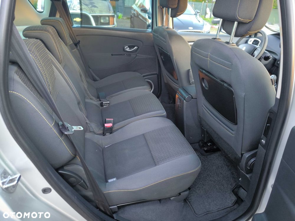 Renault Scenic - 10